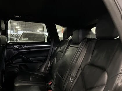 Porsche Cayenne V6 * PANO * АвтоКредит* (ЦЕНА ДО БГ), снимка 5 - Автомобили и джипове - 54011199
