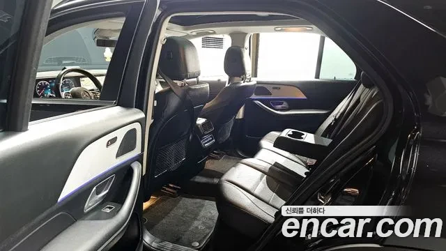 Mercedes-Benz GLE 300 d 4MATIC, снимка 11 - Автомобили и джипове - 56059325