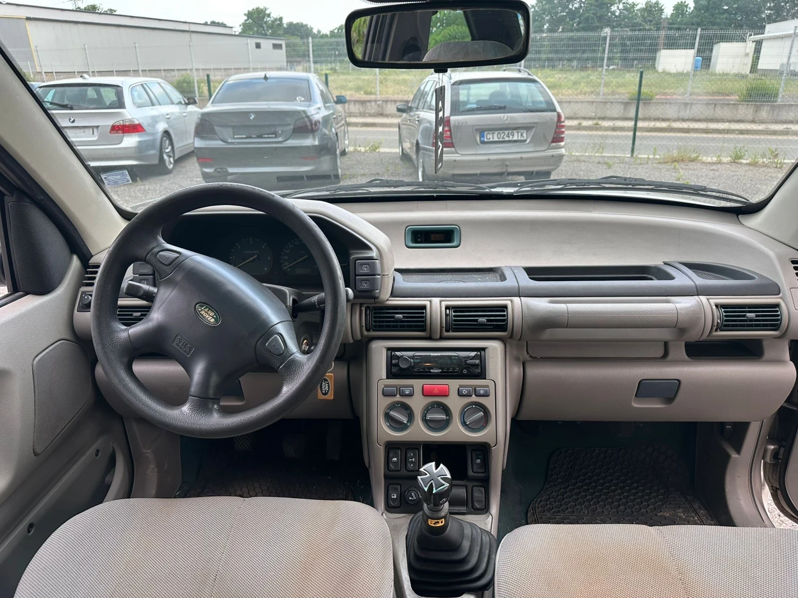 Land Rover Freelander 2.0TDI - изображение 8