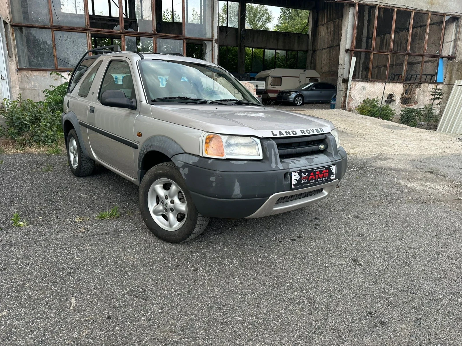 Land Rover Freelander 2.0TDI - изображение 3