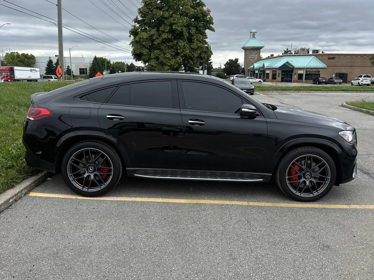 Mercedes-Benz GLE 63 S AMG * CARFAX * АВТО КРЕДИТ * ЦЕНА ДО БГ! - изображение 5