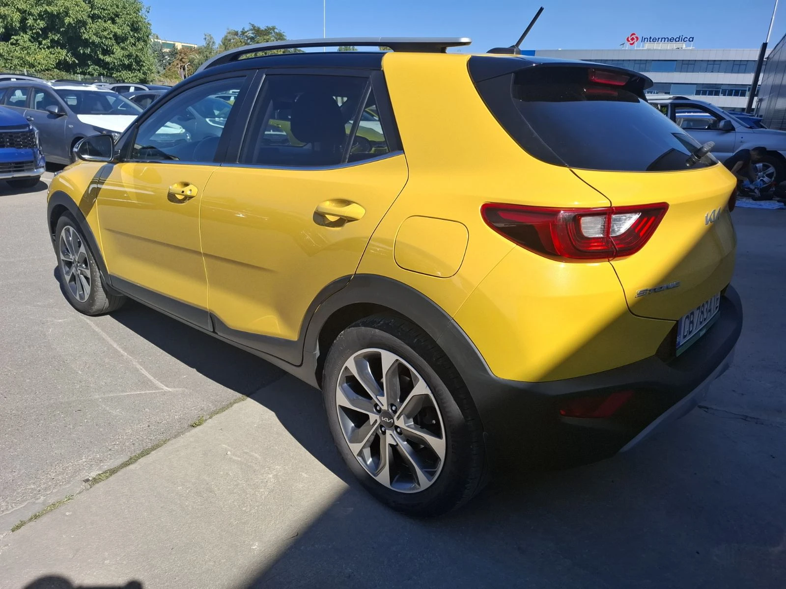 Kia Stonic 1.0 EX Турбо Гаранция - изображение 6