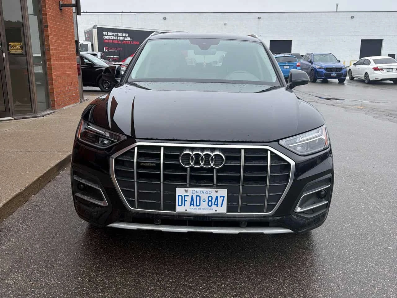 Audi Q5 Komfort/CARFAX/ДИСТРОНИК/ПОДГРЕВИ, снимка 2 - Автомобили и джипове - 53919167