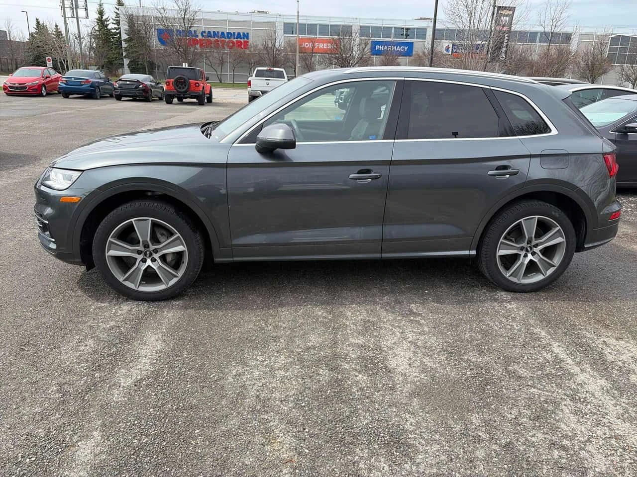 Audi Q5  Technik / HYBRID / 360 / DIS / B&O / HUD , снимка 2 - Автомобили и джипове - 54252683