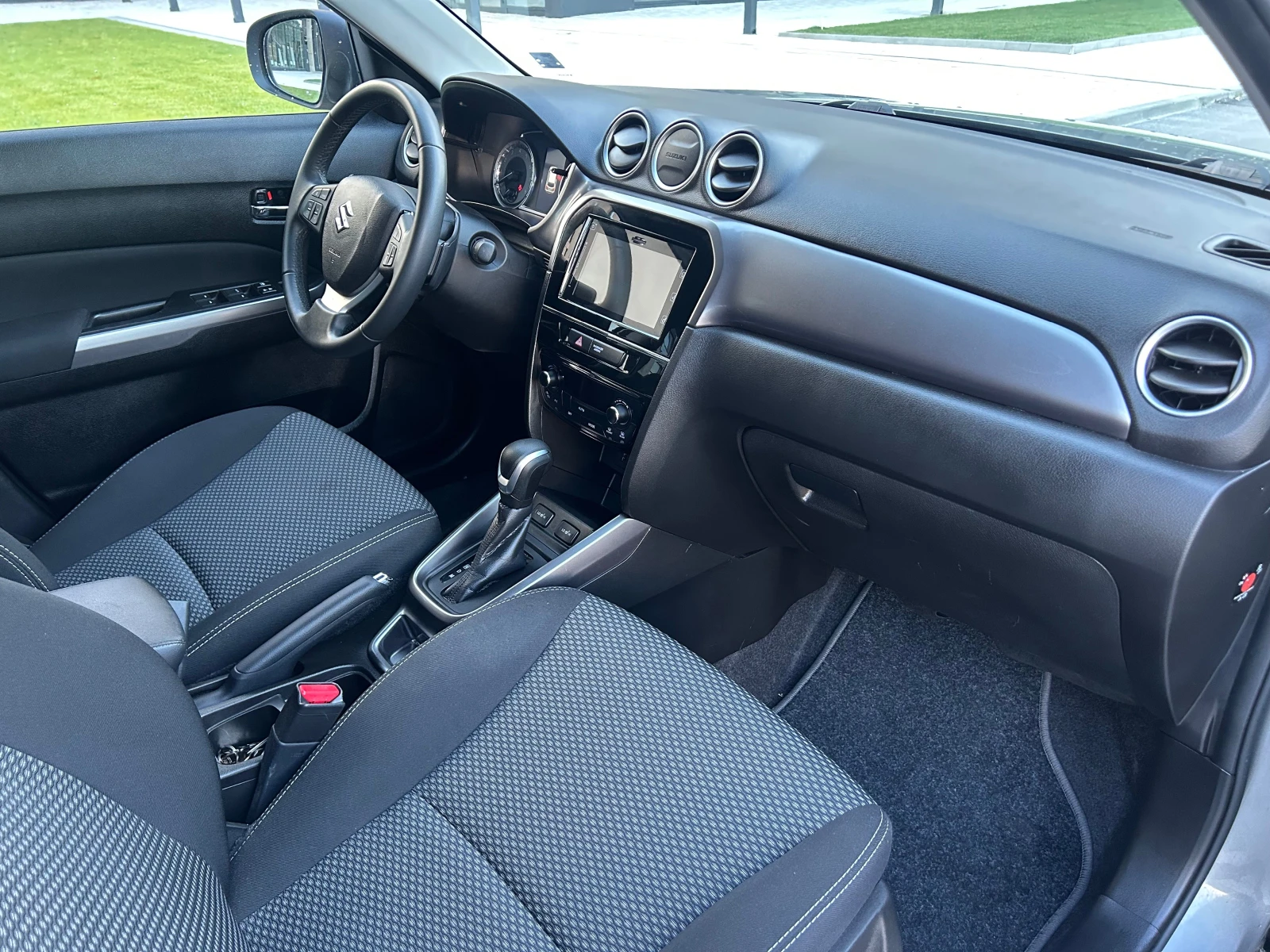 Suzuki Vitara 1.5 FUL HYBRID+ HEV , снимка 8 - Автомобили и джипове - 54776297