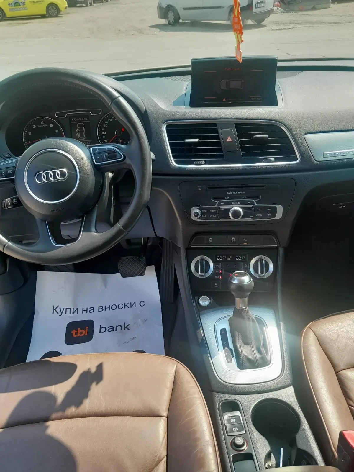 Audi Q3 2.0 , снимка 7 - Автомобили и джипове - 54791892