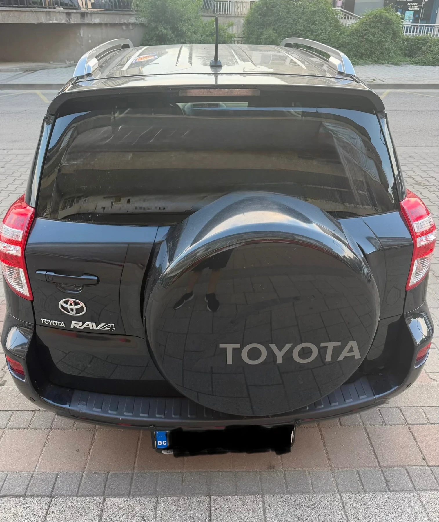 Toyota Rav4 2.2 D4D, снимка 7 - Автомобили и джипове - 55125524