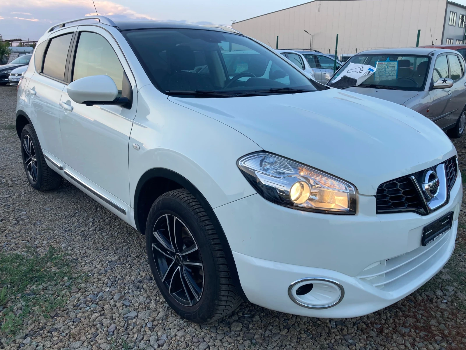 Nissan Qashqai 2.0Automat | Mobile.bg � ����������� 2