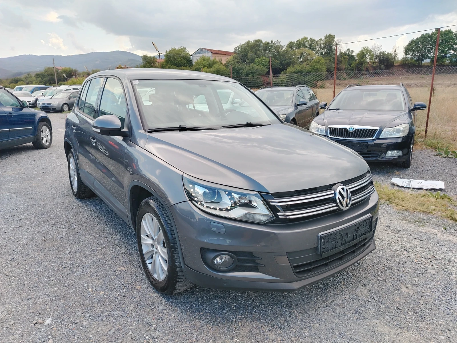 VW Tiguan 2.0 TDI 4MOTION AVTOMAT , снимка 4 - Автомобили и джипове - 55890197