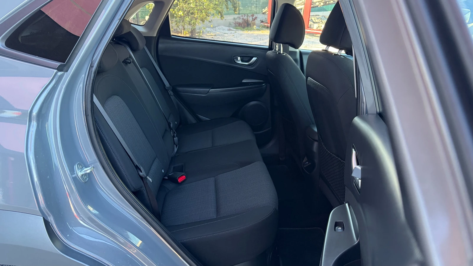 Hyundai Kona 1.6 HEV , снимка 11 - Автомобили и джипове - 56113231