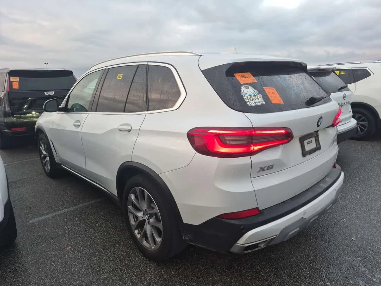 BMW X5 xDrive40i/ПОДГРЕВ/ПАНО//CARFAX/ФИНАНСИРАНЕ, снимка 4 - Автомобили и джипове - 56299932