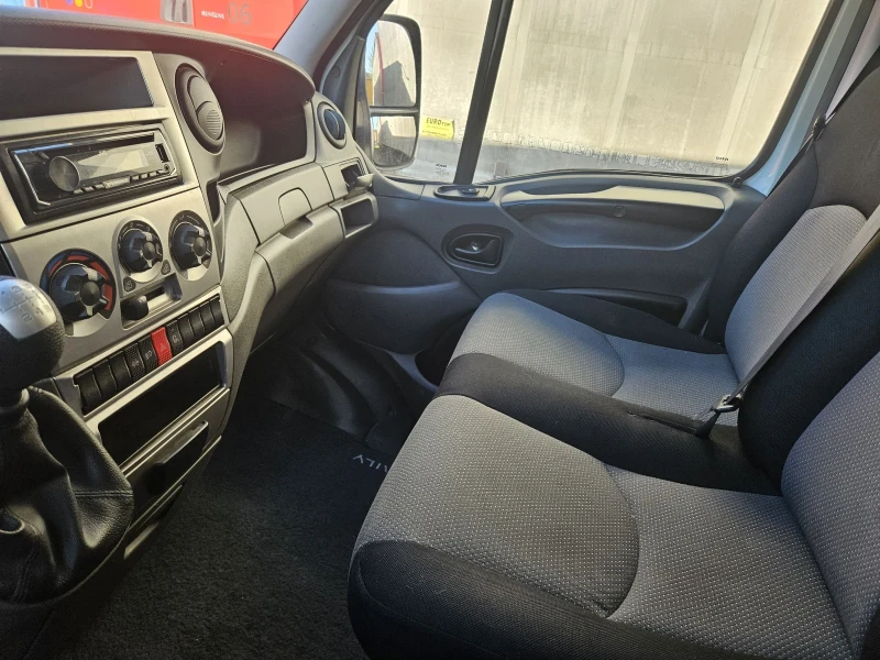 Iveco 35c15 Фургон с падащ борд, снимка 4 - Бусове и автобуси - 49596882