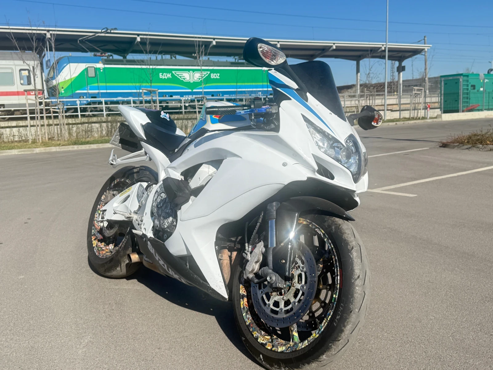 Suzuki Gsxr 750 A2 - изображение 3