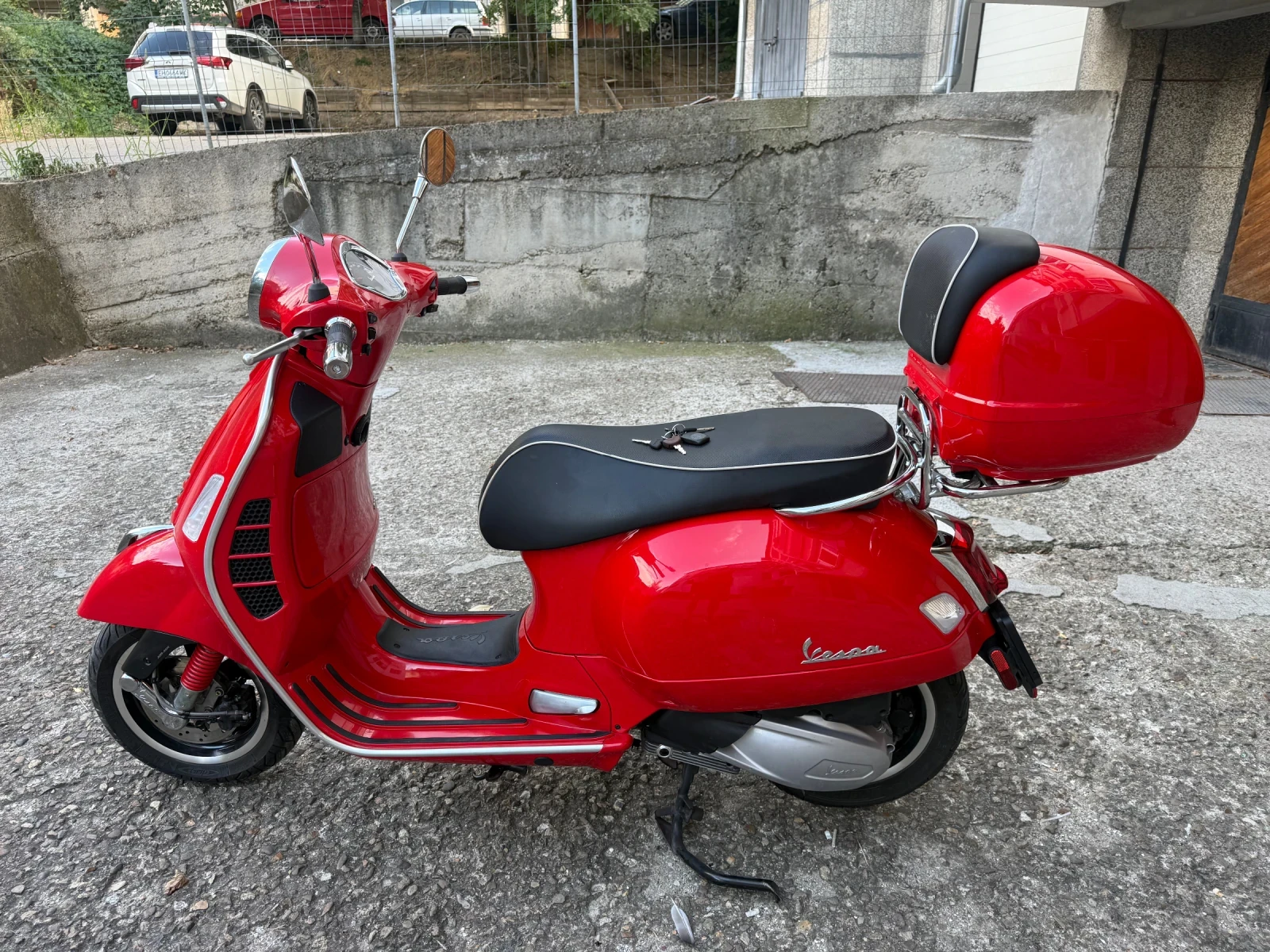 Vespa GTS 300, снимка 3 - Мотоциклети и мототехника - 55381006