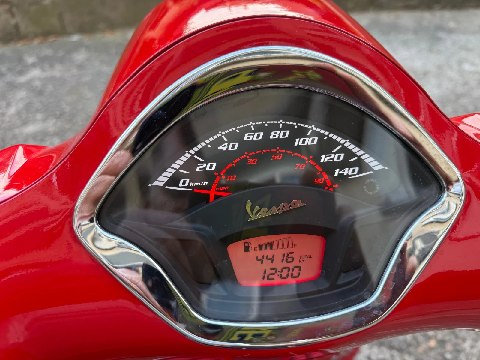 Vespa GTS 300, снимка 9 - Мотоциклети и мототехника - 55381006
