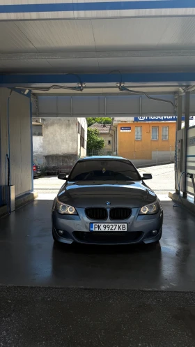 BMW 530 XD   SAT   ЧЕРНА НАПА КОЖА   ДИСТРОНИК и др., снимка 1