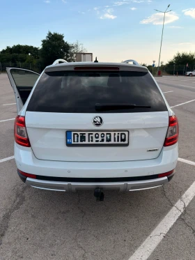 Skoda Octavia Scout , снимка 9