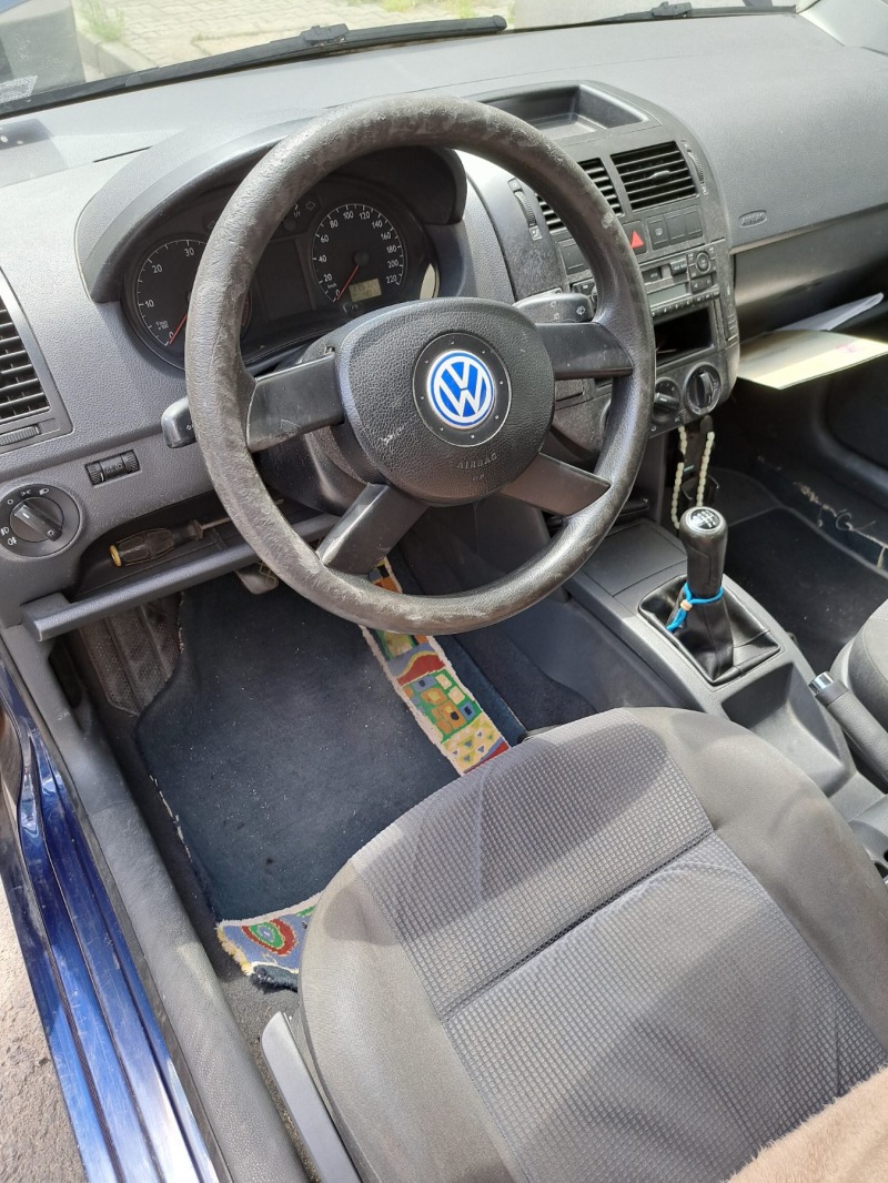 VW Polo, снимка 5 - Автомобили и джипове - 45915891