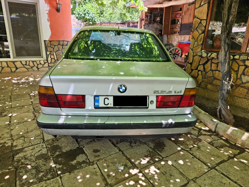 BMW 524 На части или цяла, снимка 4 - Автомобили и джипове - 46408959