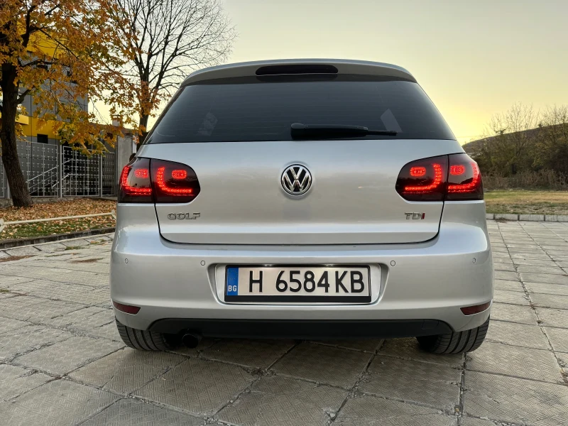 VW Golf, снимка 9 - Автомобили и джипове - 47902113