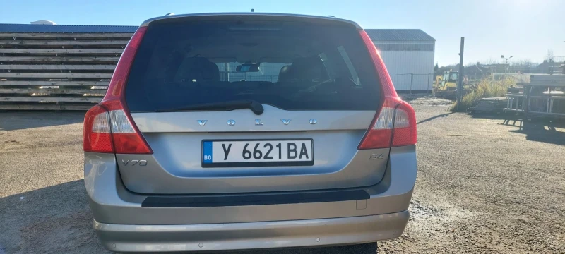 Volvo V70 D4 2, 0 163к.с., снимка 4 - Автомобили и джипове - 48179033