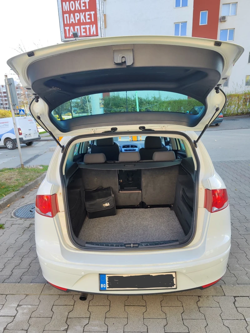 Seat Altea 1.6 TDI NAVI, снимка 6 - Автомобили и джипове - 48452219