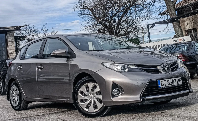 Toyota Auris 1.6i АВТОМАТИК НАВИ КАМЕРА , снимка 3 - Автомобили и джипове - 48598377