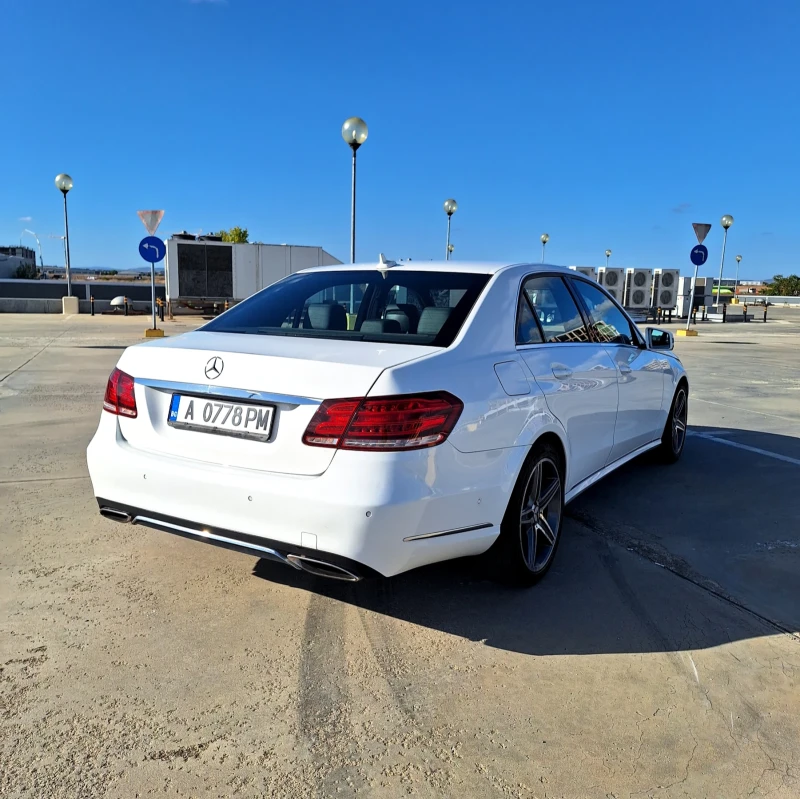 Mercedes-Benz E 200, снимка 8 - Автомобили и джипове - 51799134