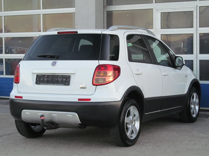 Fiat Sedici 1.6БЕНЗИН/FACELIFT/4x4, снимка 3 - Автомобили и джипове - 51799112
