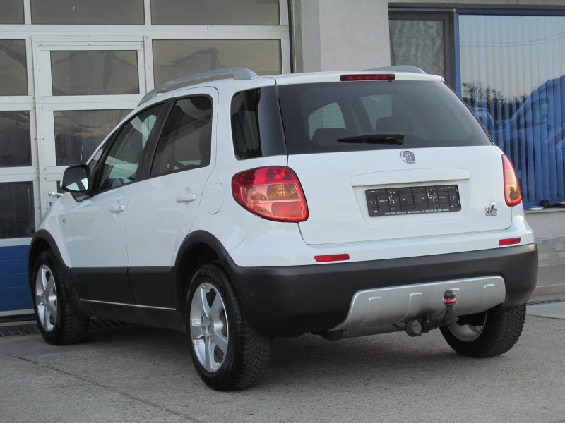 Fiat Sedici 1.6БЕНЗИН/FACELIFT/4x4, снимка 4 - Автомобили и джипове - 51799112