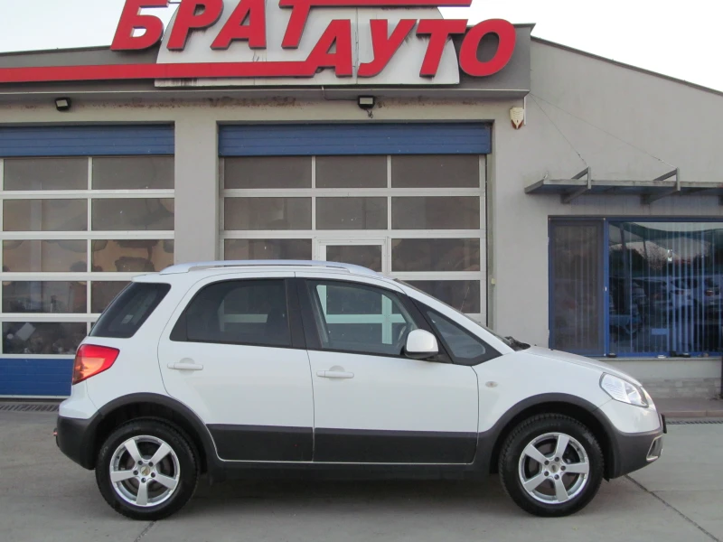 Fiat Sedici 1.6БЕНЗИН/FACELIFT/4x4, снимка 6 - Автомобили и джипове - 51799112