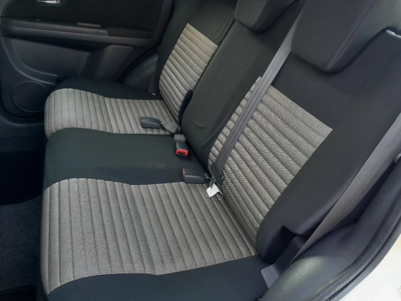 Fiat Sedici 1.6БЕНЗИН/FACELIFT/4x4, снимка 10 - Автомобили и джипове - 51799112