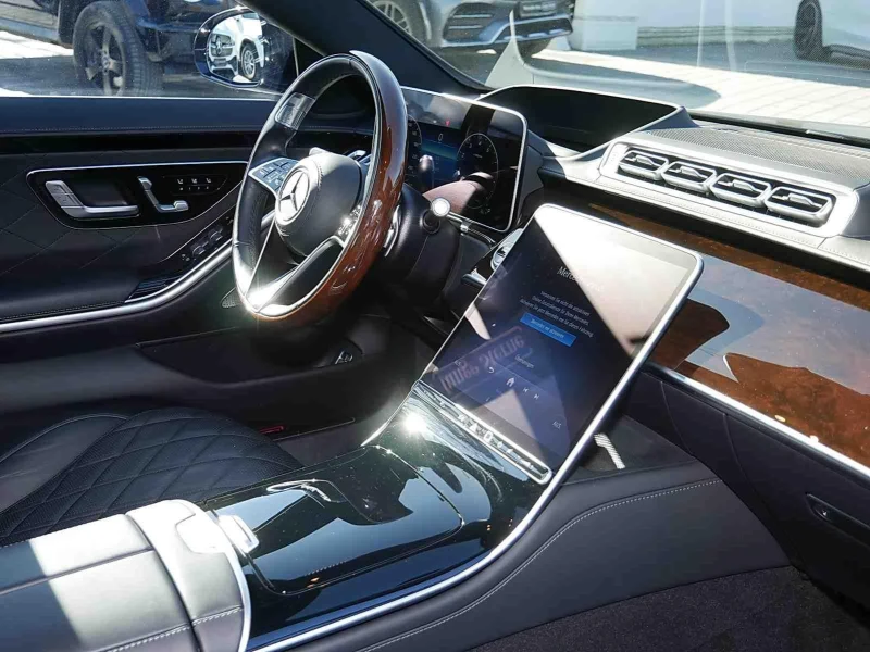 Mercedes-Benz S 580 AMG/LONG/4-MATIC/DRIVE PILOT/EXCLUSIV/BURM/TV/PANO, снимка 9 - Автомобили и джипове - 52038483