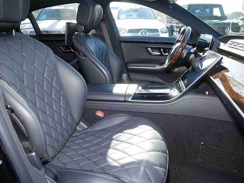 Mercedes-Benz S 580 AMG/LONG/4-MATIC/DRIVE PILOT/EXCLUSIV/BURM/TV/PANO, снимка 10 - Автомобили и джипове - 52038483
