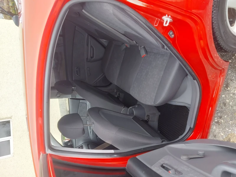 Kia Rio 1.4 Navigator, снимка 6 - Автомобили и джипове - 52739437