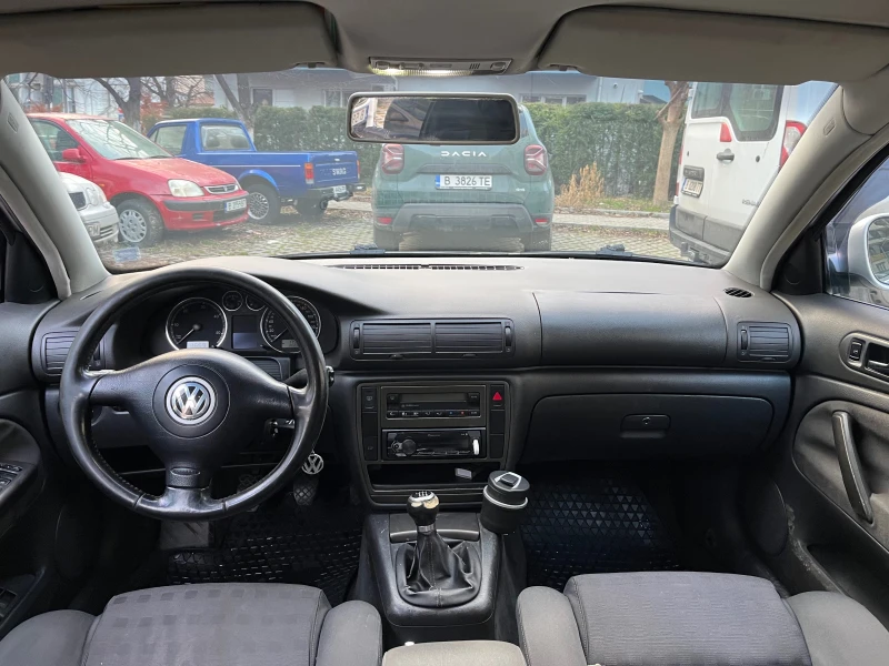 VW Passat 1.9 TDI 131, снимка 12 - Автомобили и джипове - 53407197