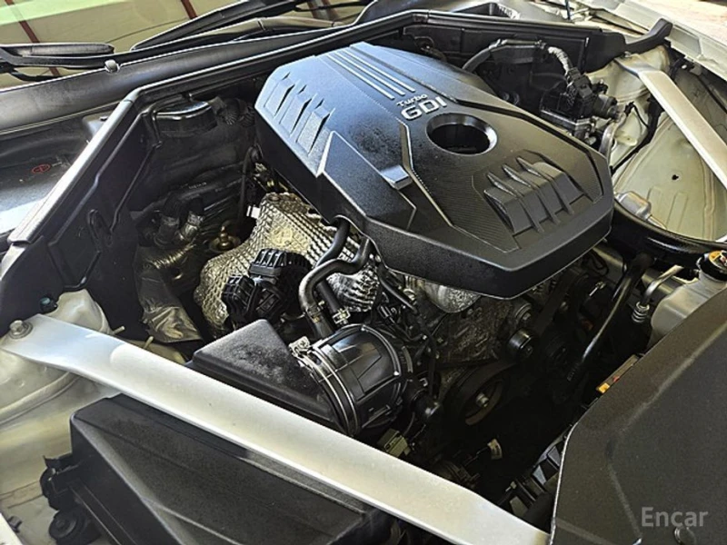 Kia Stinger, снимка 6 - Автомобили и джипове - 53514893