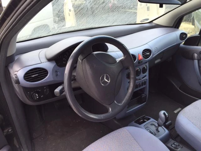 Mercedes-Benz A 160, снимка 4 - Автомобили и джипове - 54354854