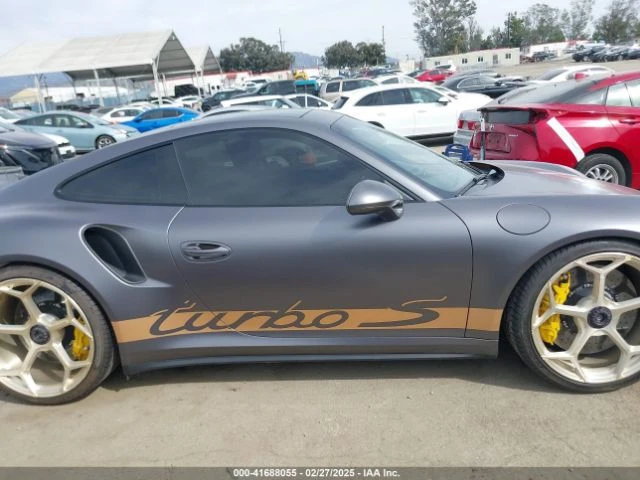 Porsche 911 * TURBO * S * CARFAX) * АВТО КРЕДИТ, снимка 5 - Автомобили и джипове - 49436486