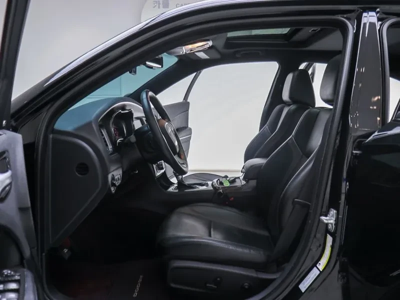 Dodge Charger 3.6, снимка 11 - Автомобили и джипове - 54849099