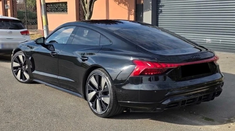 Audi E-Tron GT, снимка 2 - Автомобили и джипове - 56739832