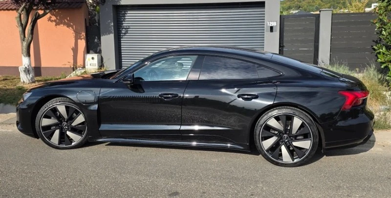 Audi E-Tron GT, снимка 3 - Автомобили и джипове - 56739832