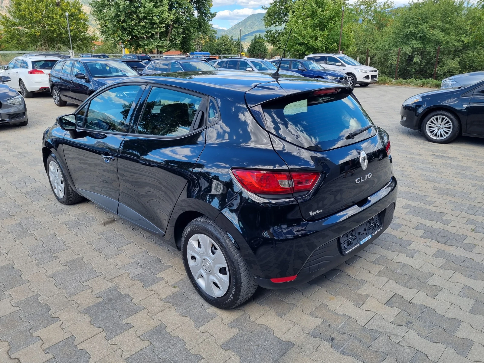 Renault Clio 1.2i-73hp* ГАЗОВ ИНЖ. * BRC* НАВИ* 2015г. EURO 5B - изображение 4