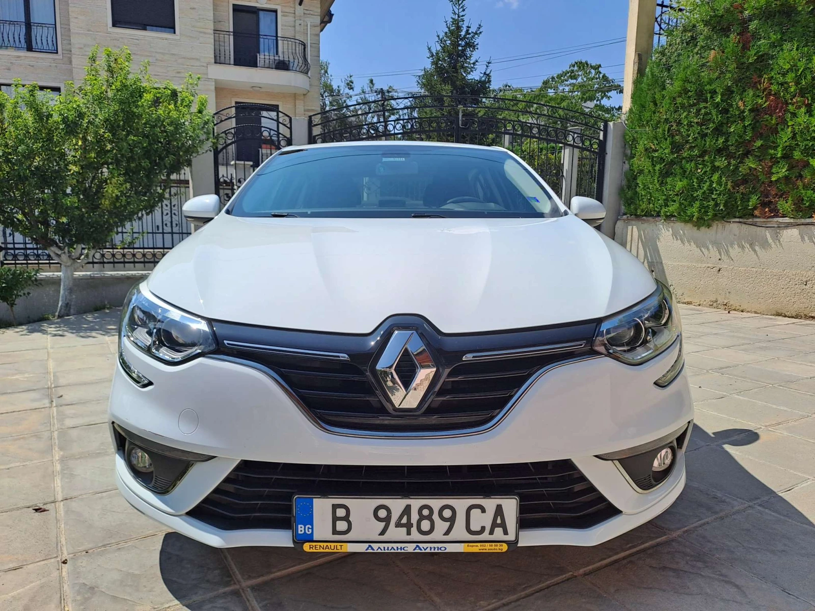 Renault Megane 1.6 - изображение 5