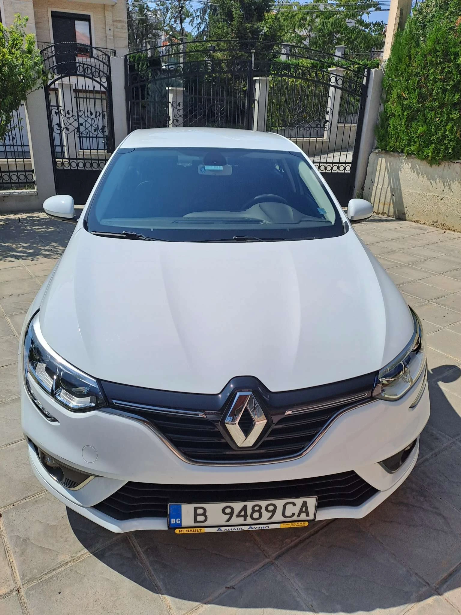 Renault Megane 1.6 - изображение 2