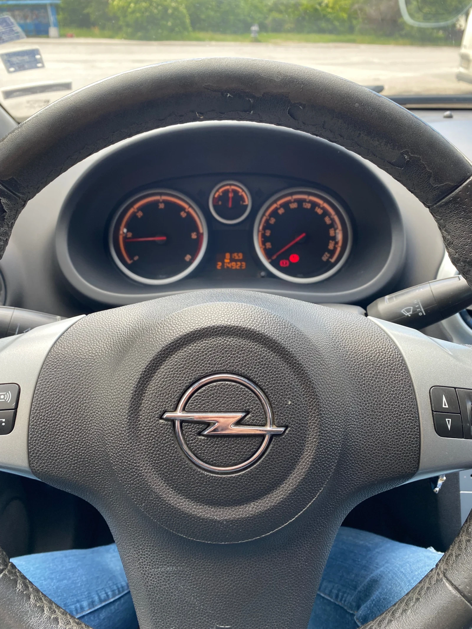 Opel Corsa  - изображение 10