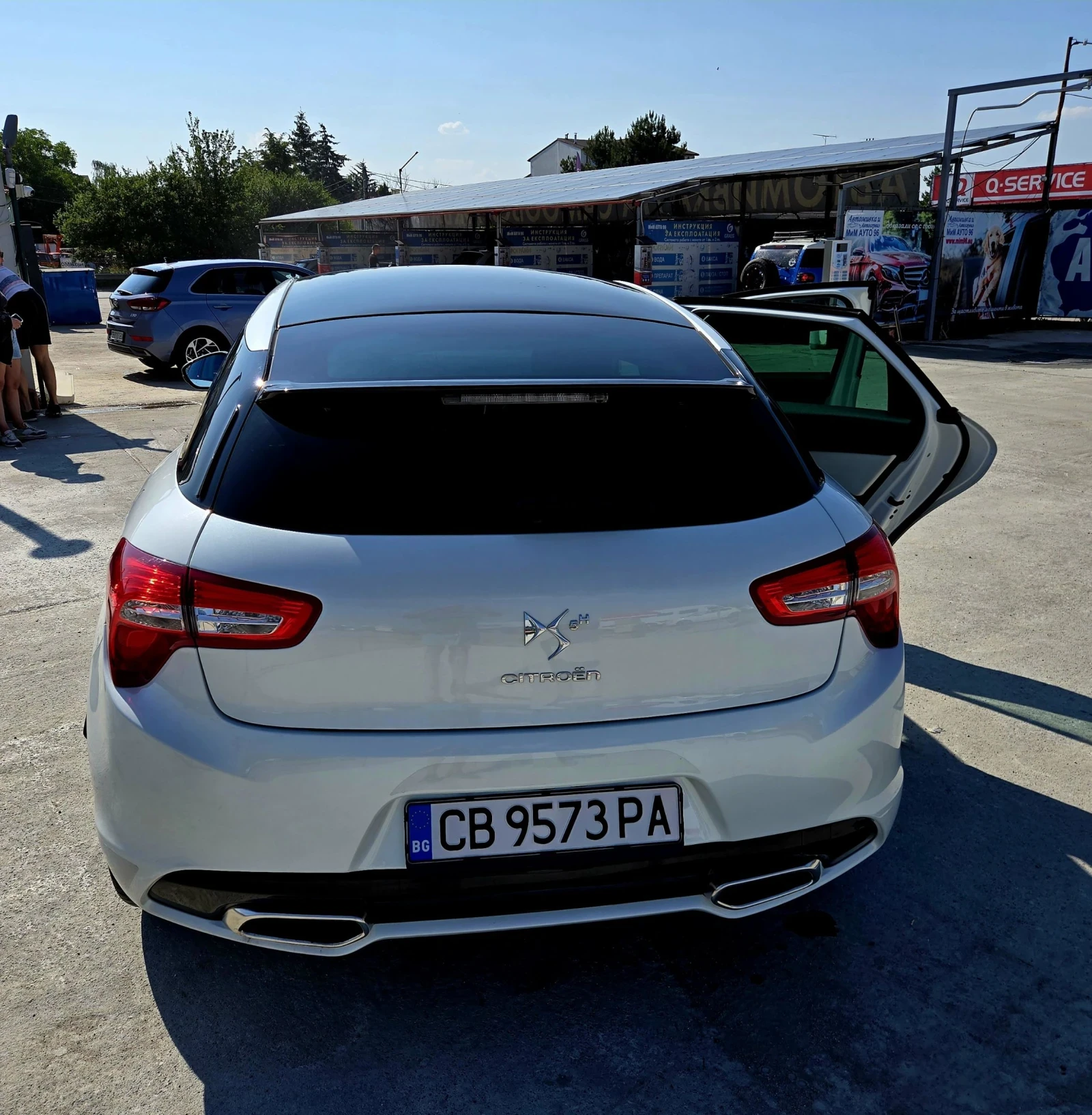 Citroen DS5 Hybrid4 - изображение 2