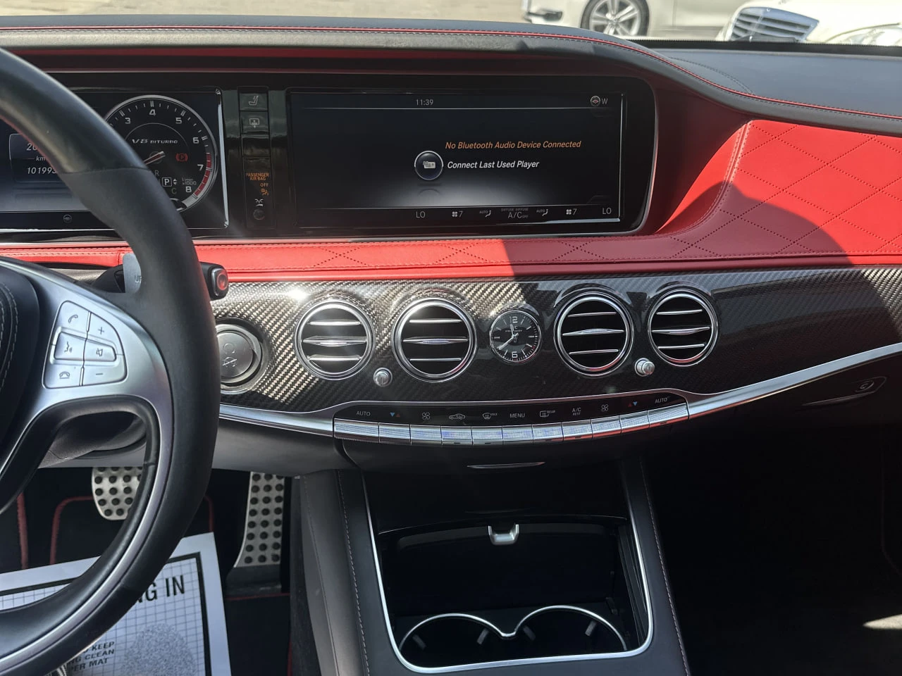 Mercedes-Benz CLS 63 AMG * CARFAX* АВТОФИНАНСИРАНЕ* БЕЗ ПЪРВОНАЧАЛНА ВНОСКА - изображение 6