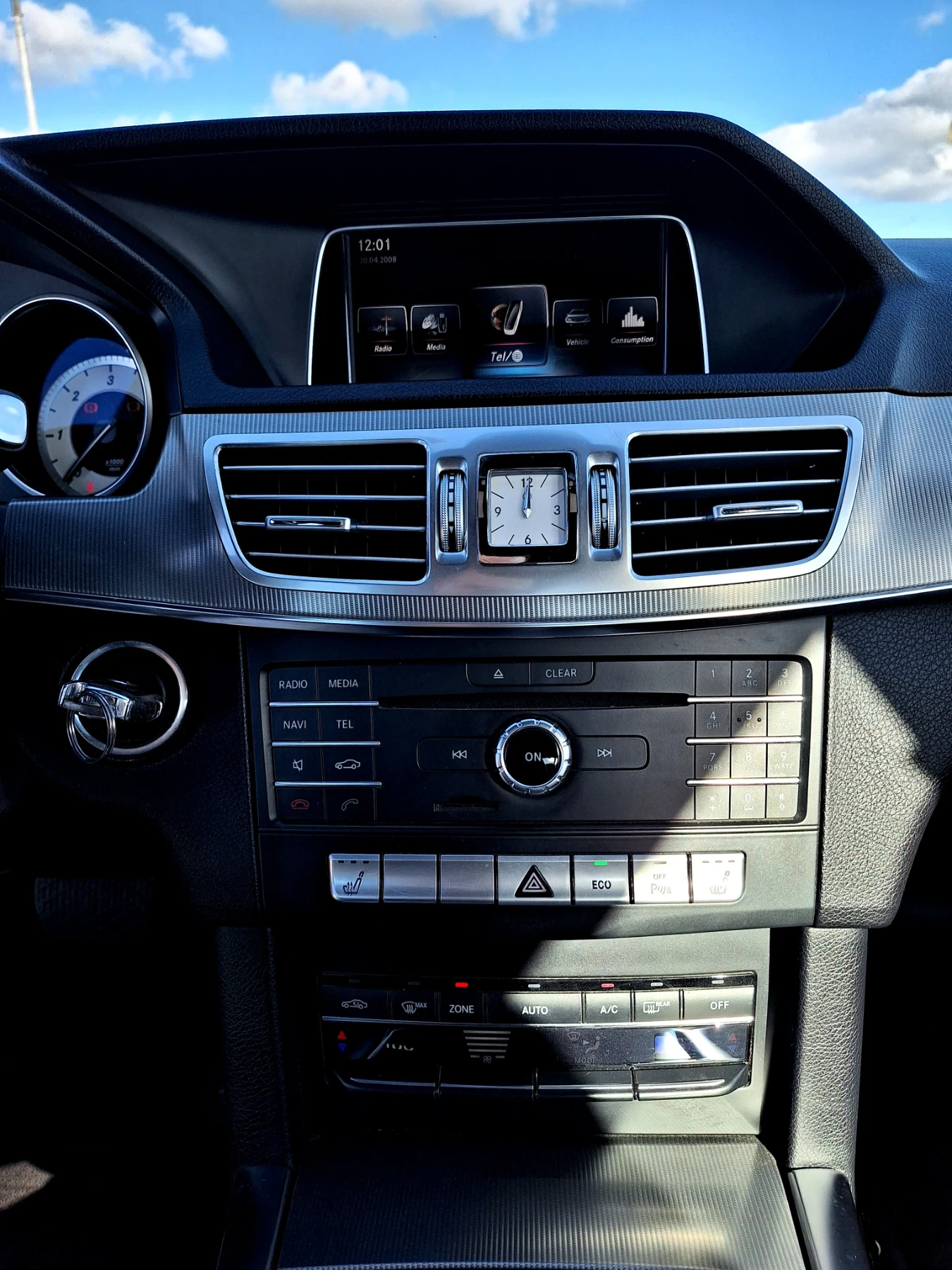 Mercedes-Benz E 200 | Mobile.bg — изображение 13