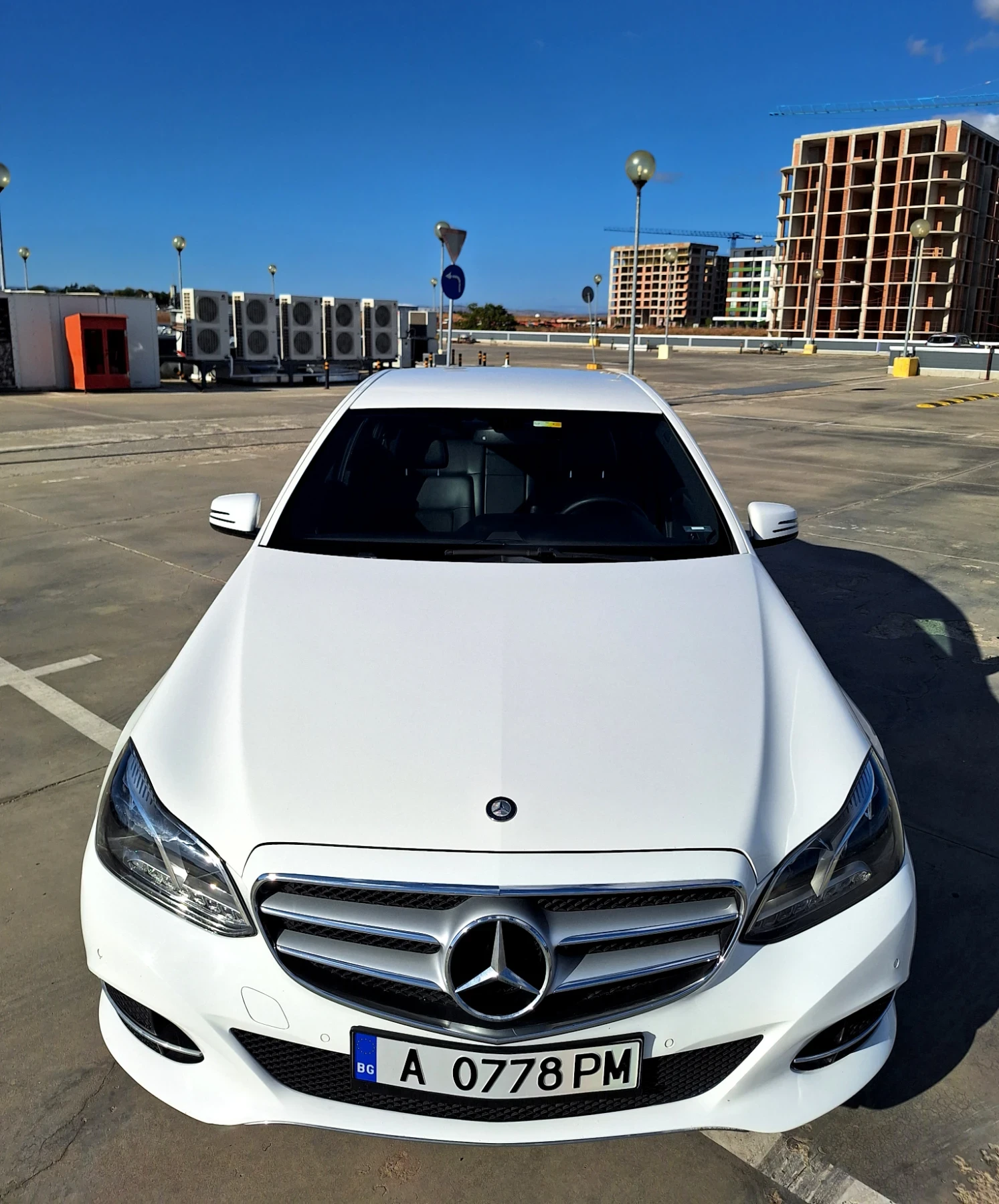 Mercedes-Benz E 200  - изображение 2